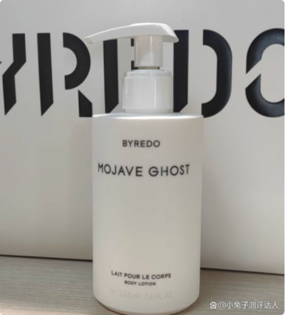 素影身体乳美白修复超给力手慢无！pg电子试玩平台SURRYN(图2)