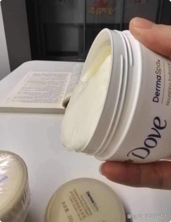 素影身体乳美白修复超给力手慢无！pg电子试玩平台SURRYN(图10)