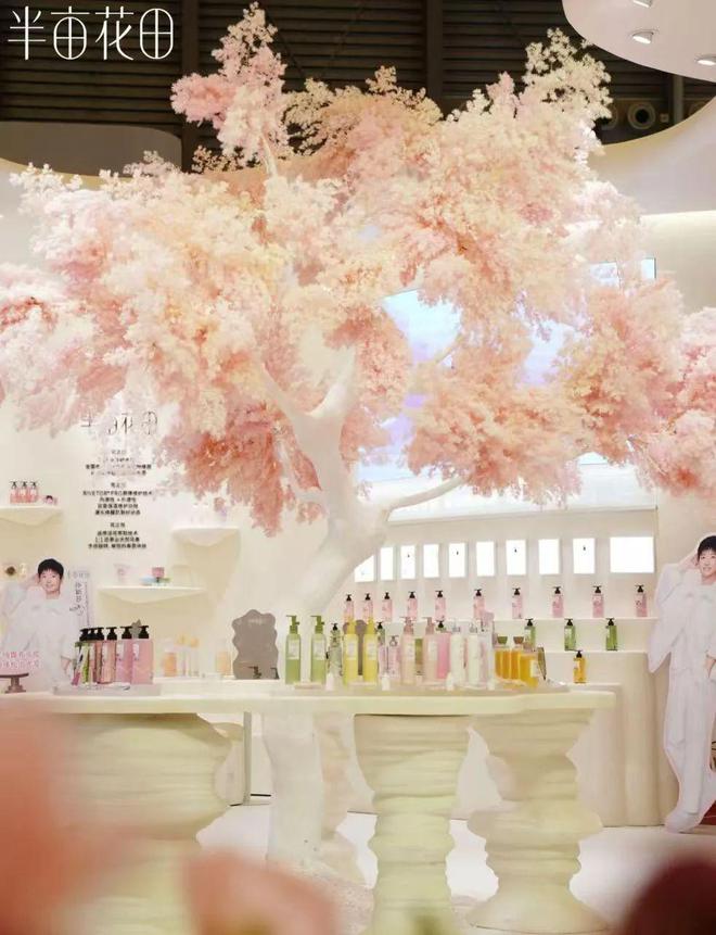 下中国化妆品市场呈现这些趋势pg电子试玩入口全球化背景(图8)