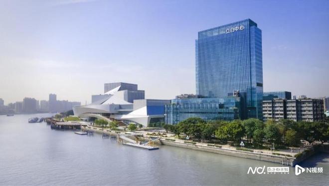 人生新征程立白与亚洲飞人继续并肩奔跑pg电子游戏网站苏炳添告别赛场开启(图1)